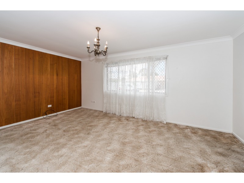 29 Chilla Street, Harristown QLD 4350