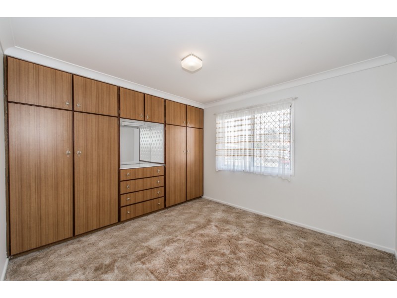 29 Chilla Street, Harristown QLD 4350