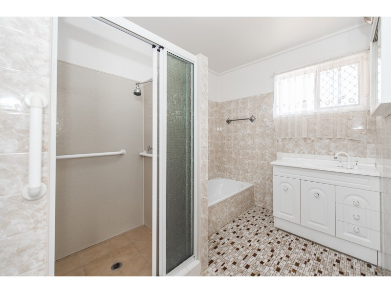 29 Chilla Street, Harristown QLD 4350
