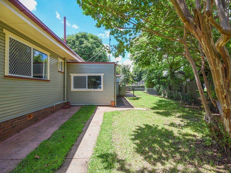 92 Hume Street, East Toowoomba QLD 4350