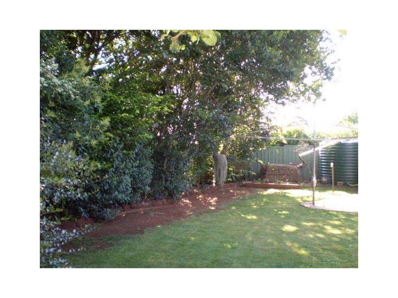 10 Chinchilla Court, Wilsonton QLD 4350