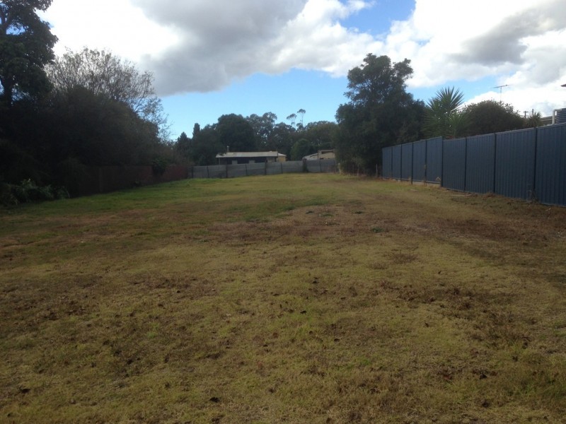 12 Berry Street, Wilsonton QLD 4350