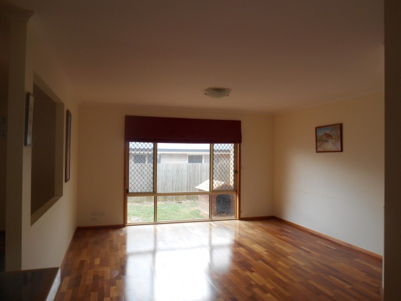 40 CALYPSO CRESCENT, Middle Ridge QLD 4350