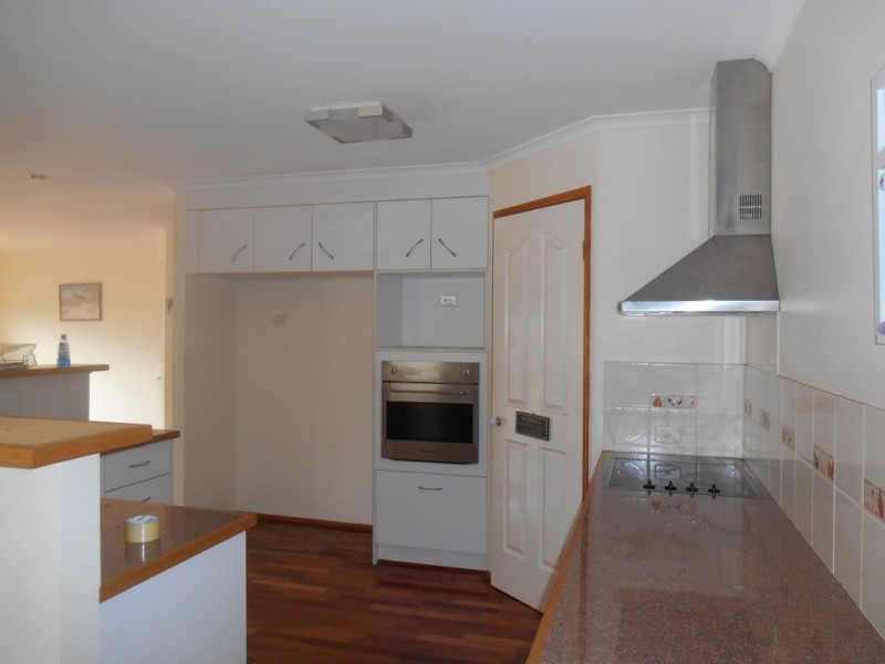 40 CALYPSO CRESCENT, Middle Ridge QLD 4350