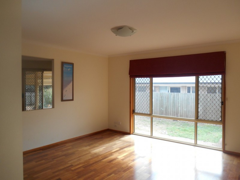 40 CALYPSO CRESCENT, Middle Ridge QLD 4350