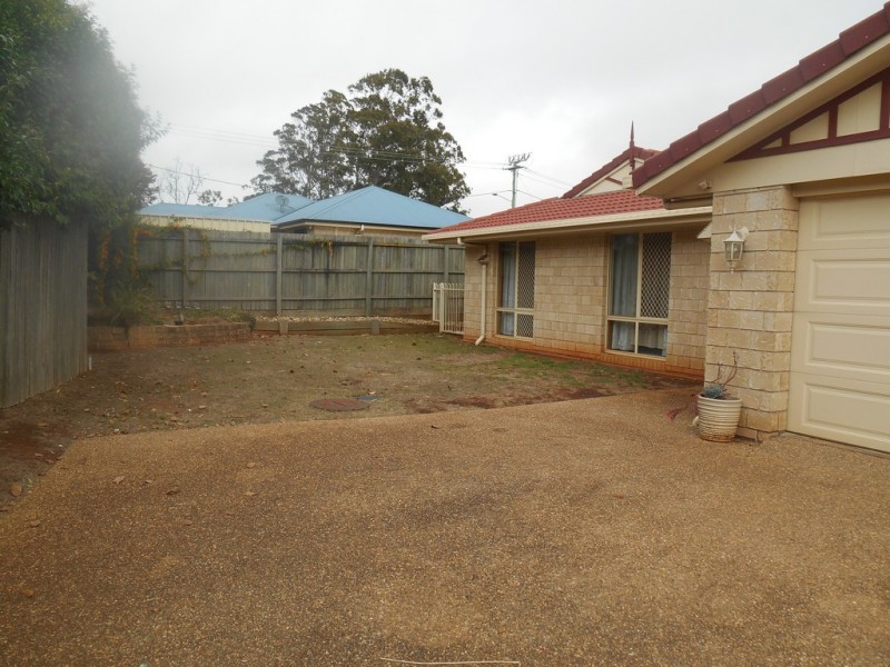 40 CALYPSO CRESCENT, Middle Ridge QLD 4350