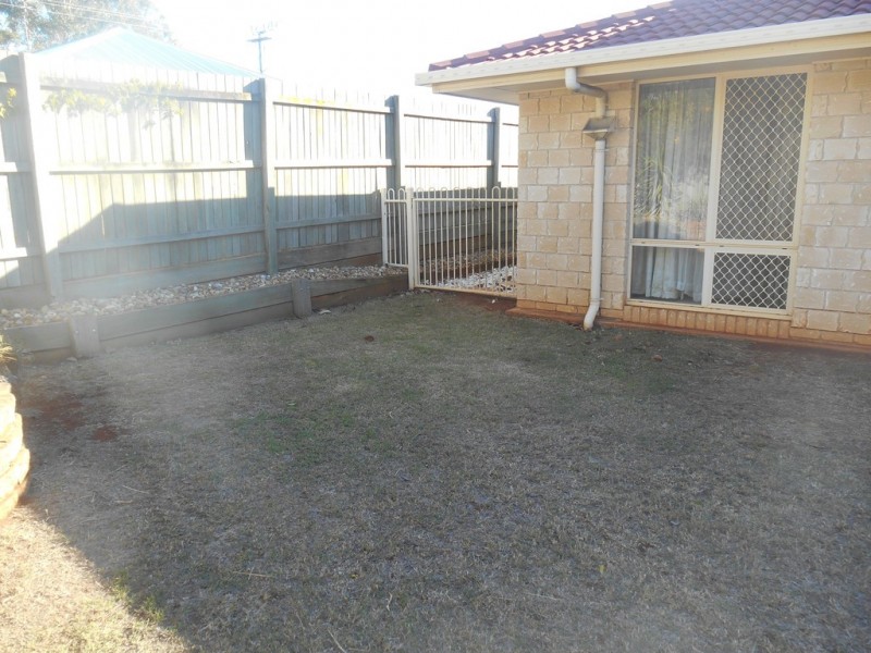 40 CALYPSO CRESCENT, Middle Ridge QLD 4350