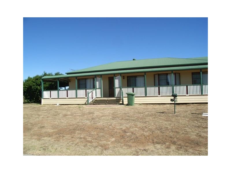 6 Agnes Street, Dalby QLD 4405