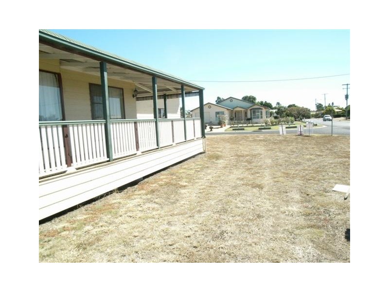 6 Agnes Street, Dalby QLD 4405