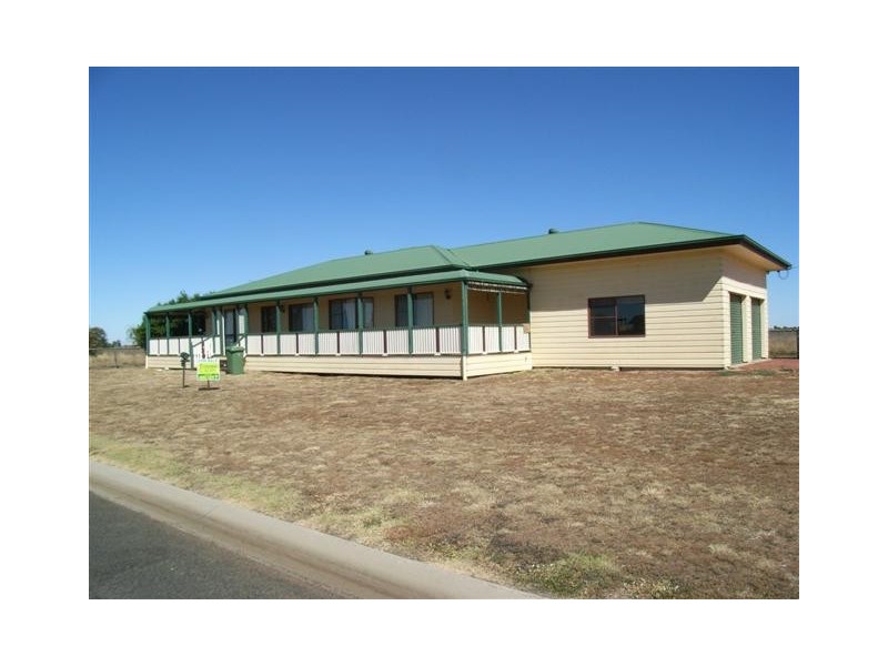6 Agnes Street, Dalby QLD 4405