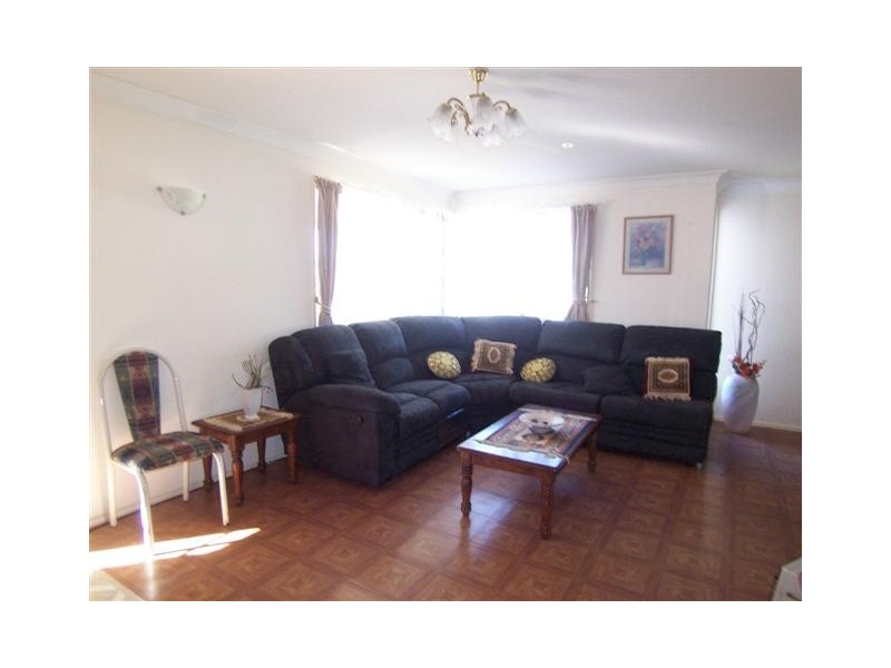 17 Yalumba Street, Wilsonton QLD 4350