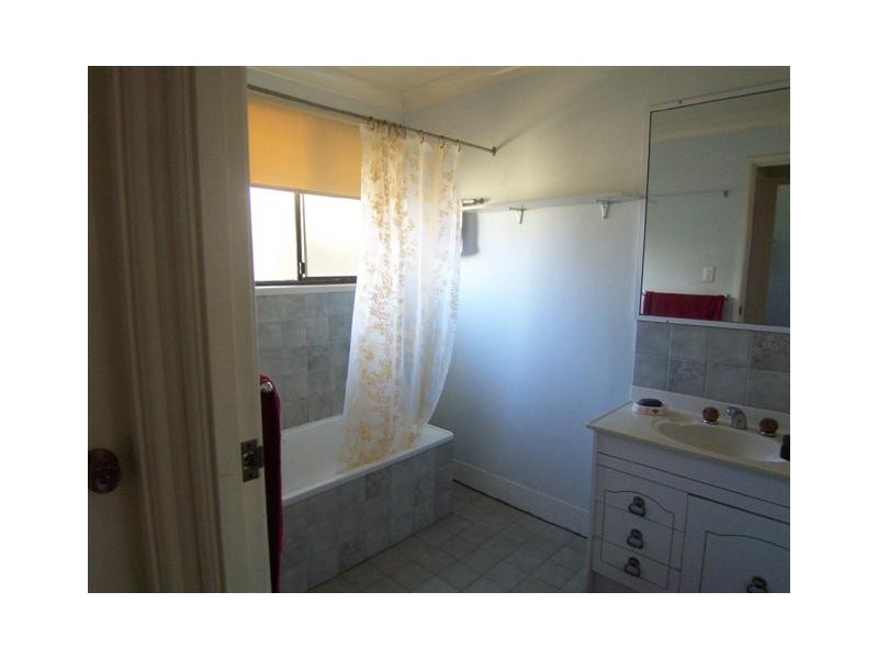 17 Yalumba Street, Wilsonton QLD 4350