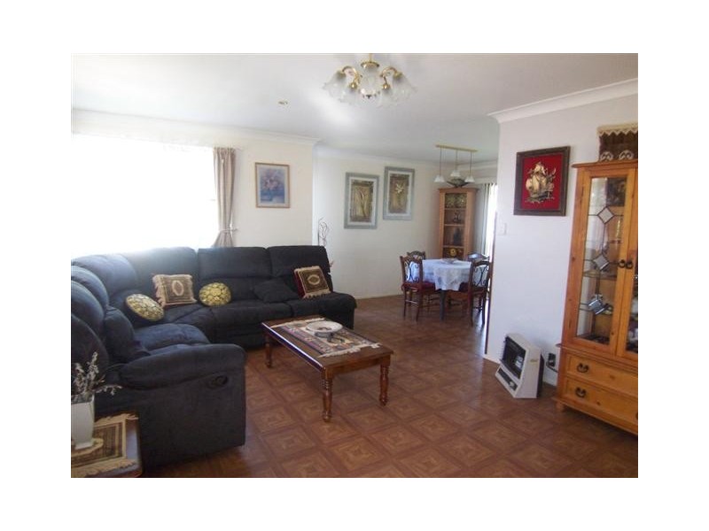 17 Yalumba Street, Wilsonton QLD 4350