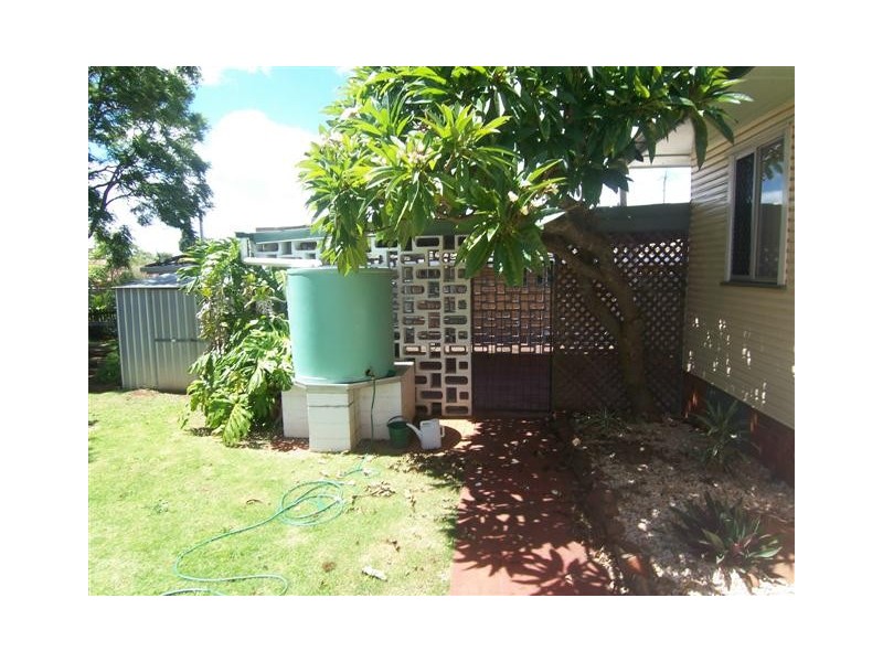 209 North Street, Rockville QLD 4350