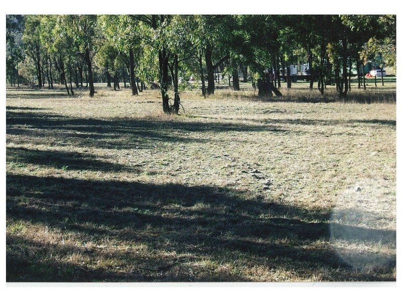 2352 LEYBURN CUNNINGHAM ROAD, Pratten QLD 4370