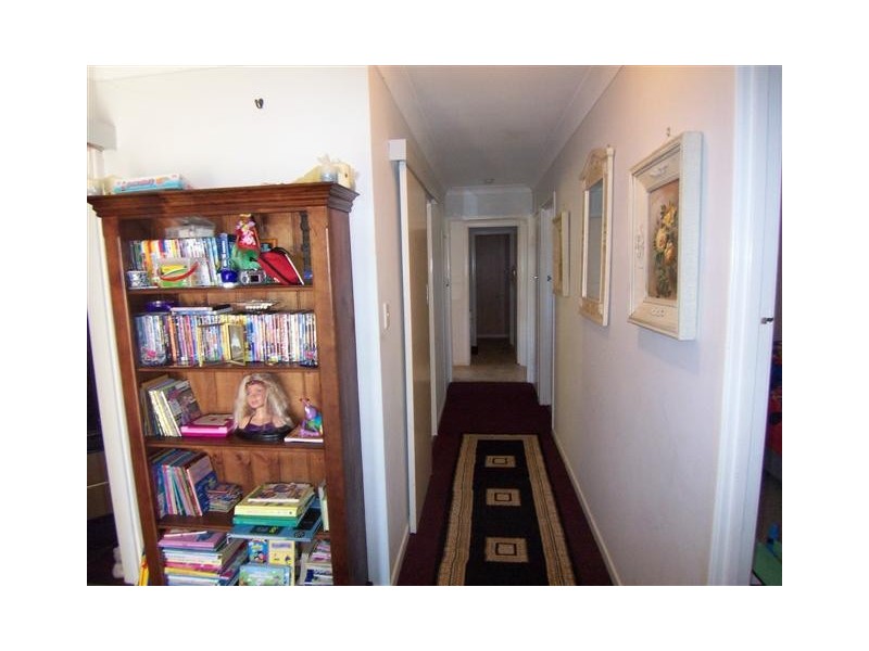 12 Barah St, Wilsonton QLD 4350