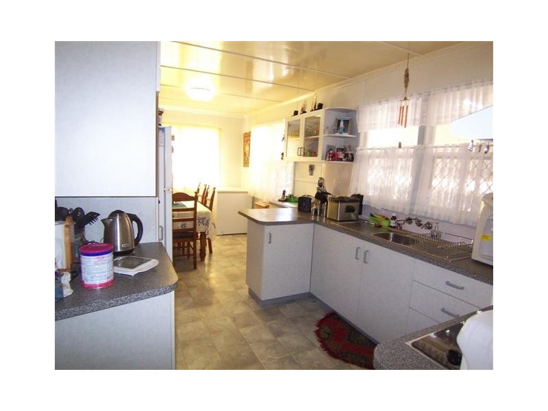 12 Barah St, Wilsonton QLD 4350
