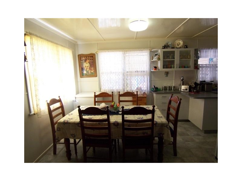 12 Barah St, Wilsonton QLD 4350