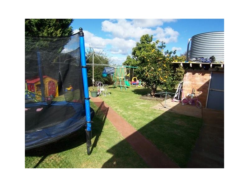 12 Barah St, Wilsonton QLD 4350