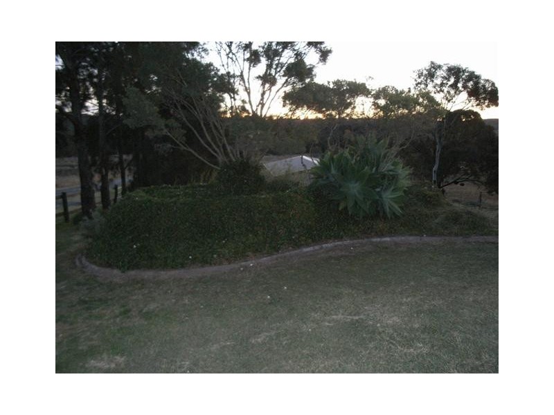 5 Pedersen, Cranley QLD 4350