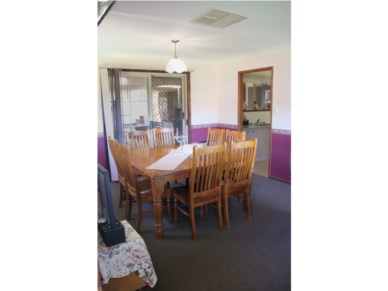 32 REDLANDS DRIVE, Gowrie Junction QLD 4352