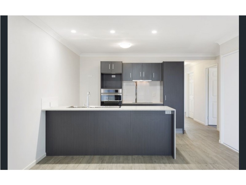 1and2/1B Llewellyn Street, Centenary Heights QLD 4350