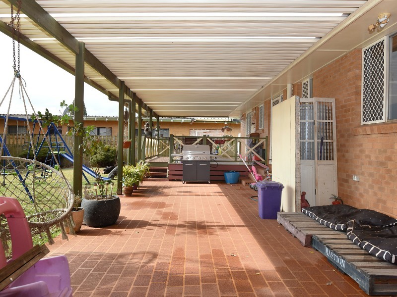 9 Scheske Street, Wilsonton QLD 4350