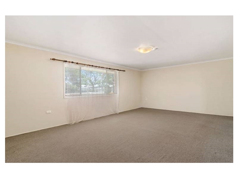 11 Winstanley Court, Newtown QLD 4350