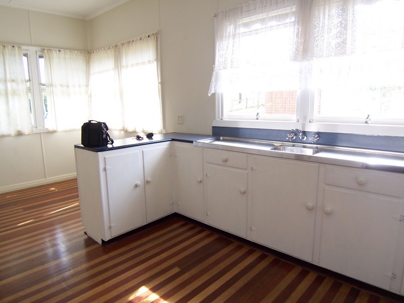 8 Gipps Street, Drayton QLD 4350