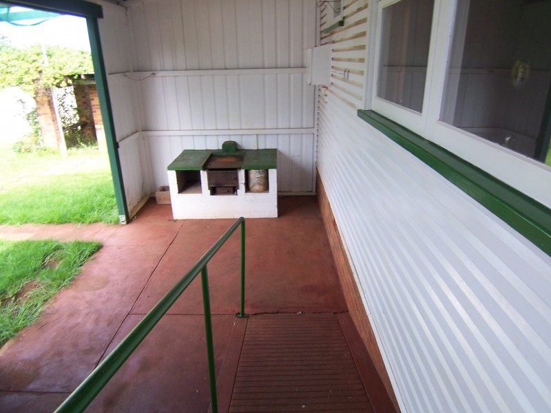 8 Gipps Street, Drayton QLD 4350