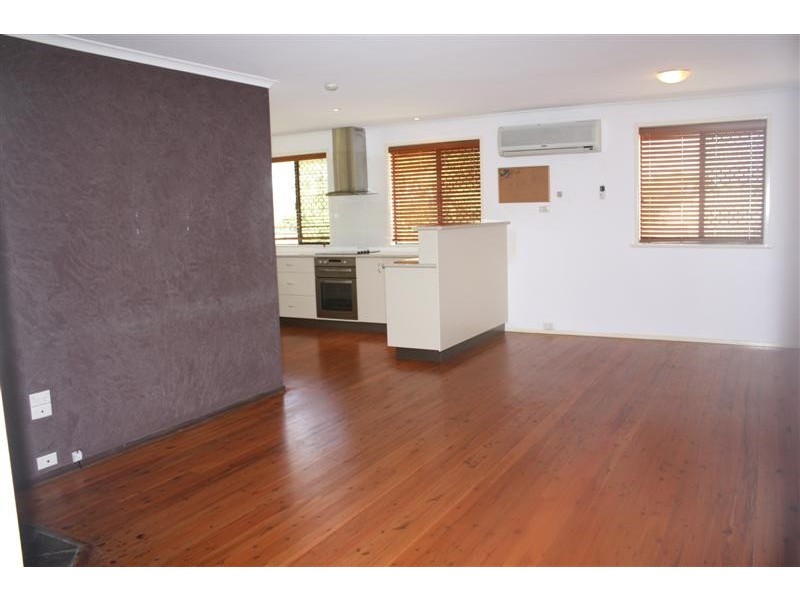 2 McCafferty Street, Wilsonton QLD 4350