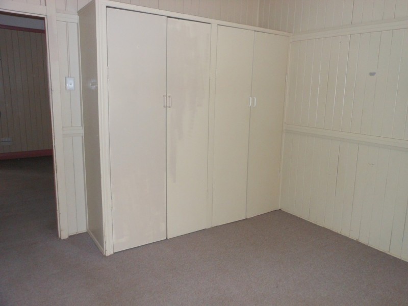 12 Berry Street, Wilsonton QLD 4350