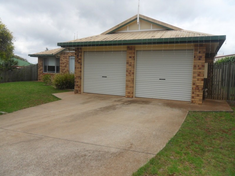 11 Gainsborough Drive, Glenvale QLD 4350
