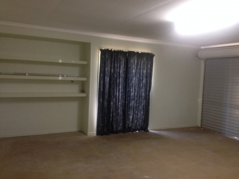 11 Gainsborough Drive, Glenvale QLD 4350