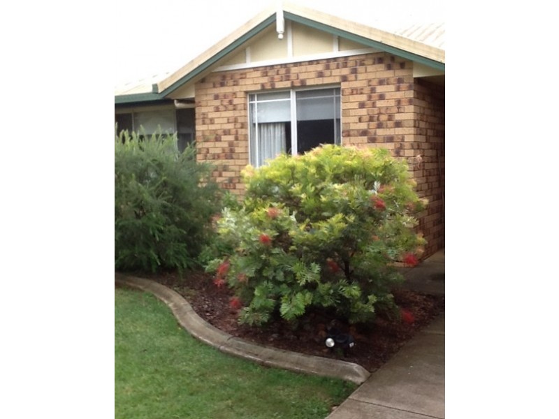 11 Gainsborough Drive, Glenvale QLD 4350