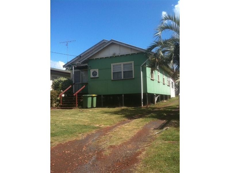 14 Park Street, Newtown QLD 4350