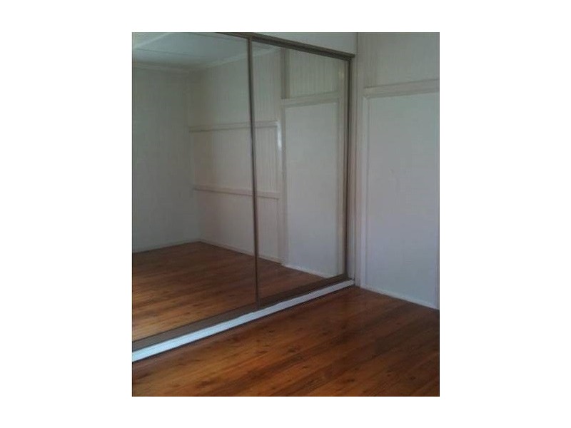 14 Park Street, Newtown QLD 4350