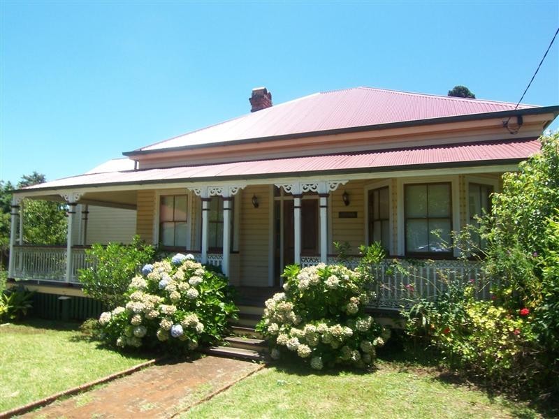 11 Potter Street, South Toowoomba QLD 4350