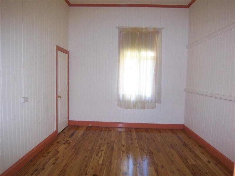 11 Potter Street, South Toowoomba QLD 4350