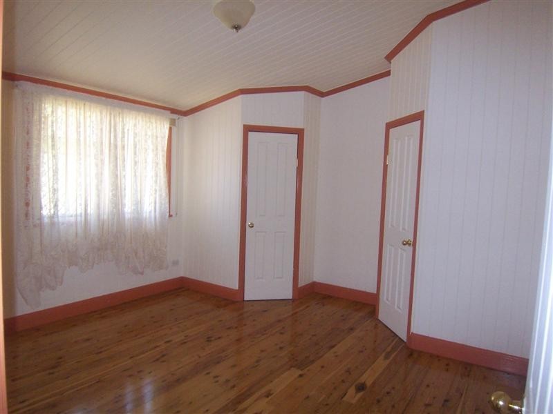 11 Potter Street, South Toowoomba QLD 4350