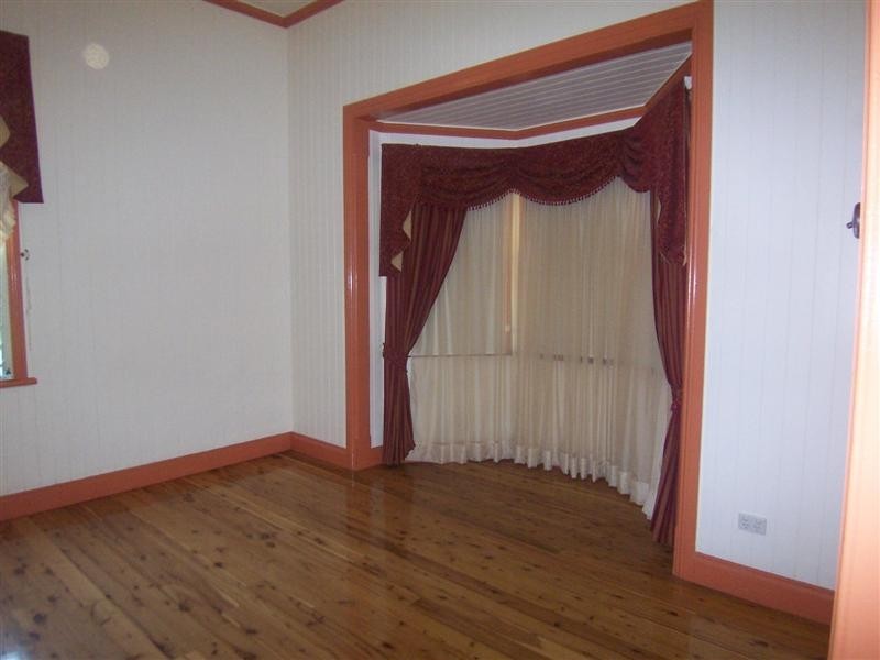 11 Potter Street, South Toowoomba QLD 4350