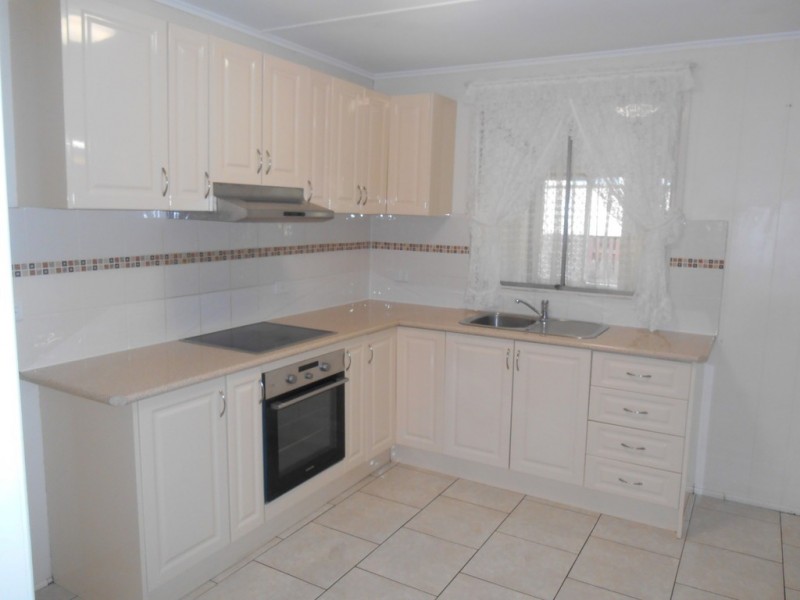 10 Elworthy Street, Toowoomba QLD 4350