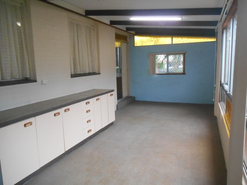 10 Elworthy Street, Toowoomba QLD 4350