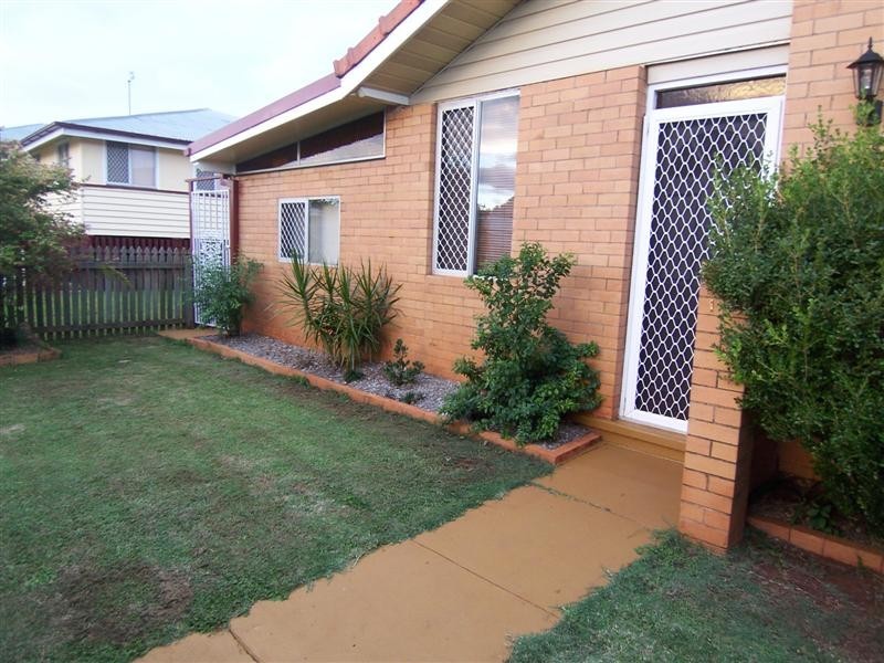 10 Elworthy Street, Toowoomba QLD 4350