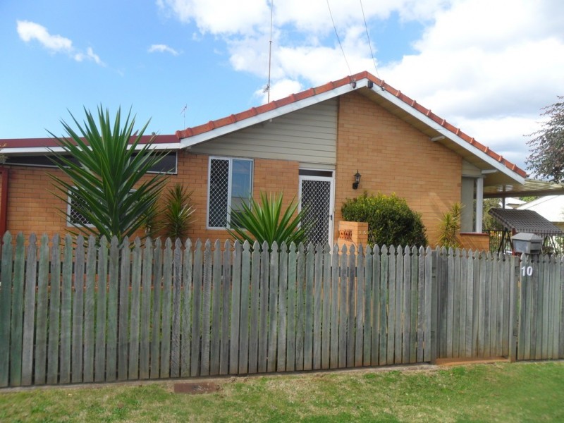 10 Elworthy Street, Toowoomba QLD 4350