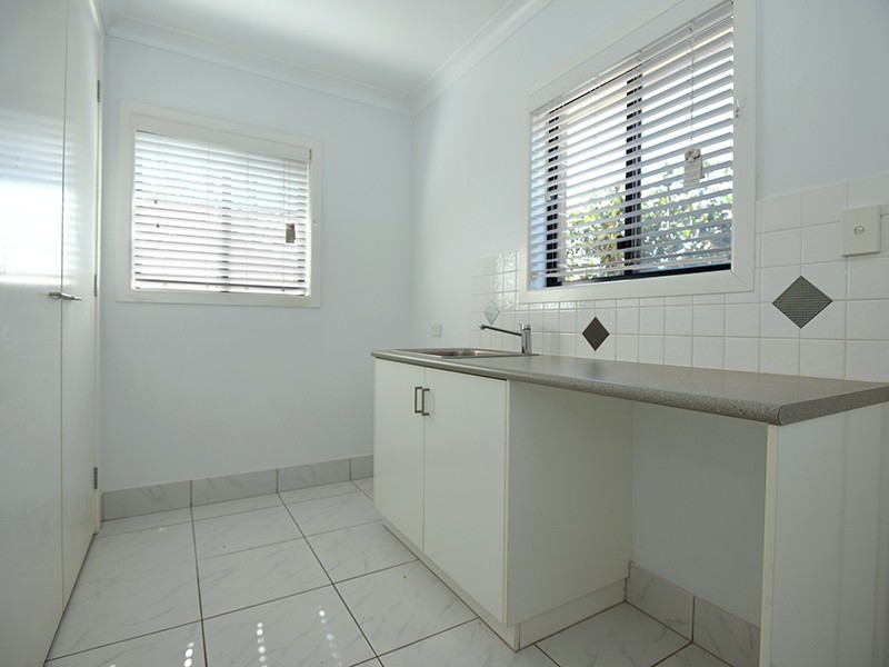5 Baynes Street, Harristown QLD 4350