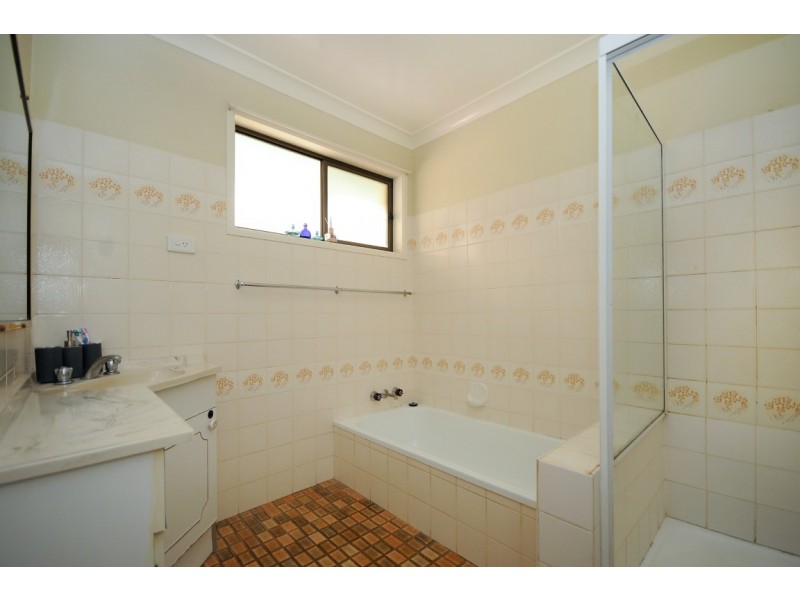 10 Caldwell Street, Wilsonton QLD 4350