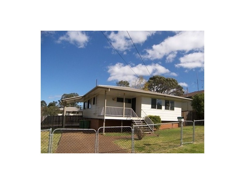 4 Dignan Street, Harristown QLD 4350