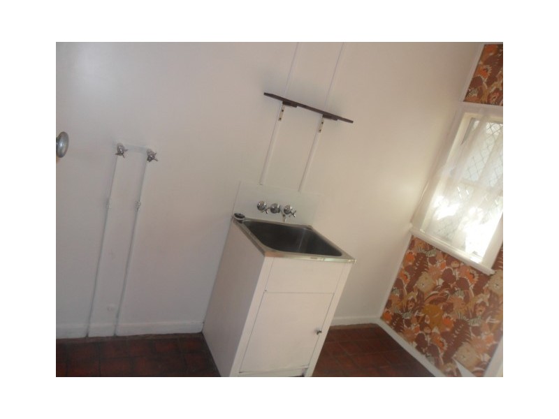 113 Anzac Avenue, Newtown QLD 4350