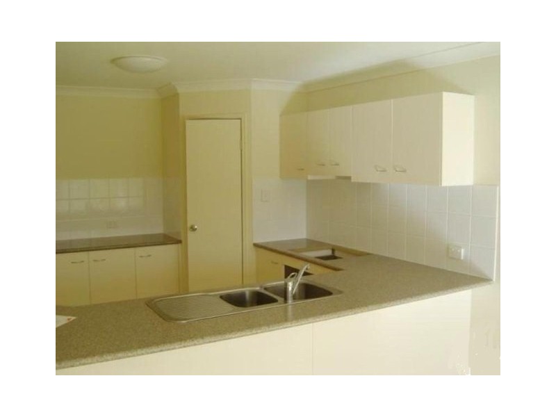 9 Wareena Cresent, Glenvale QLD 4350